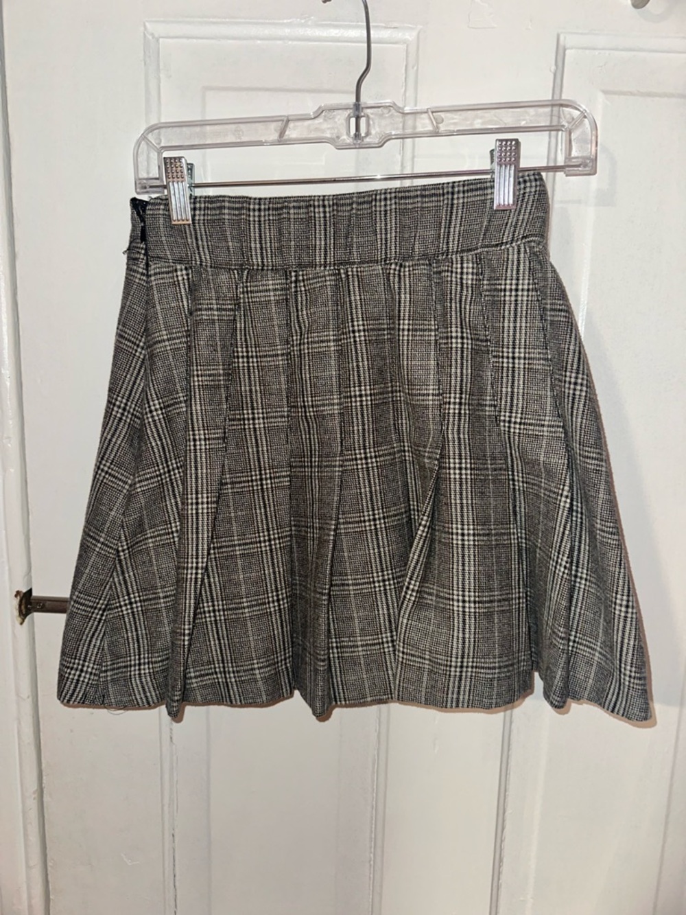 Abercrombie & Fitch Gray Plaid Skater Skirt